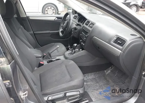 2015 Volkswagen Jetta 1.8T Se from USA, damaged, VIN 3VWD17AJ5FM285988